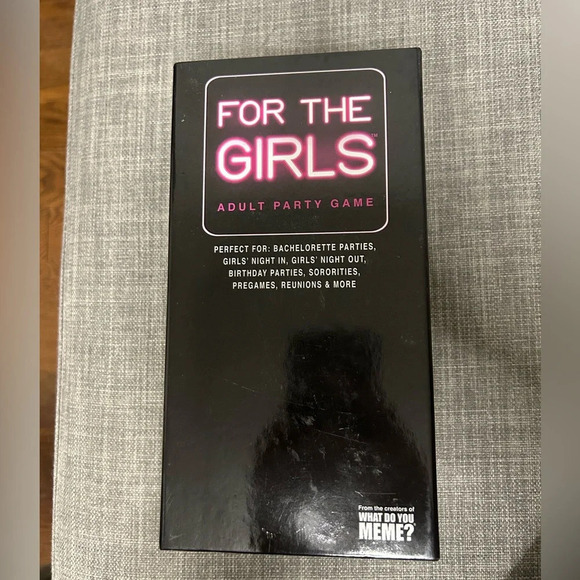 For The Girls Adult Party Card Game - Picture 1 of 3